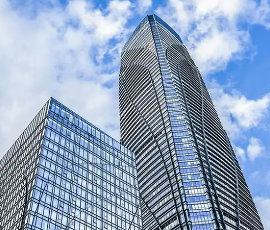 江西东润铝业有限公司解读铝单板氟碳喷涂工艺的技术要点与行业标准